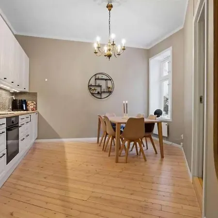 Stylish 1-bedroom *